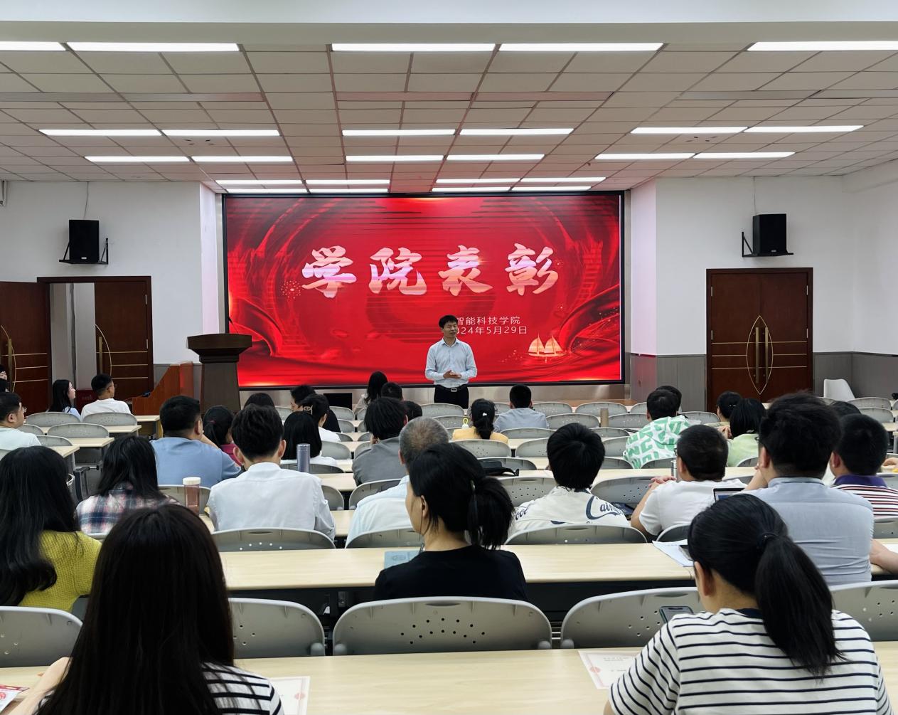 ebbece41-79f3-485d-8919-60da82f95189